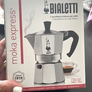 Bialetti moka express 3 cup espresso maker